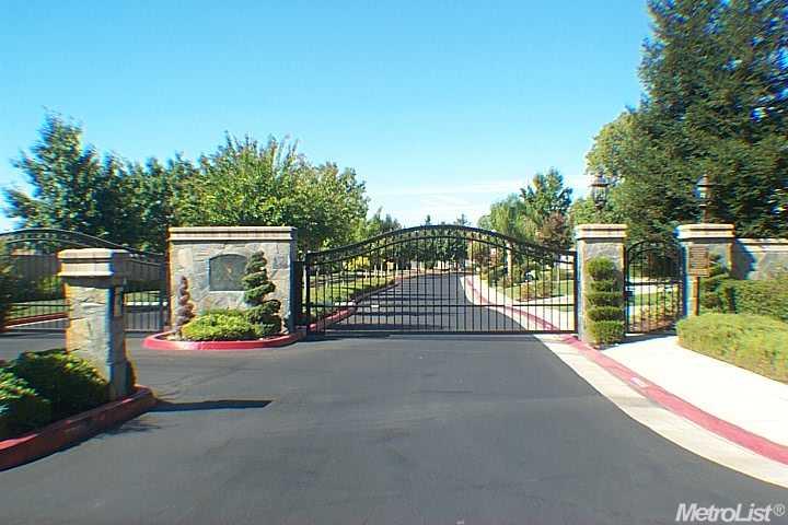 8460Country Acres Ln, Sacramento, United States 95829